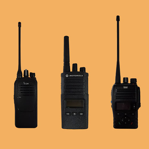 2-way-radios-walkie-talkie